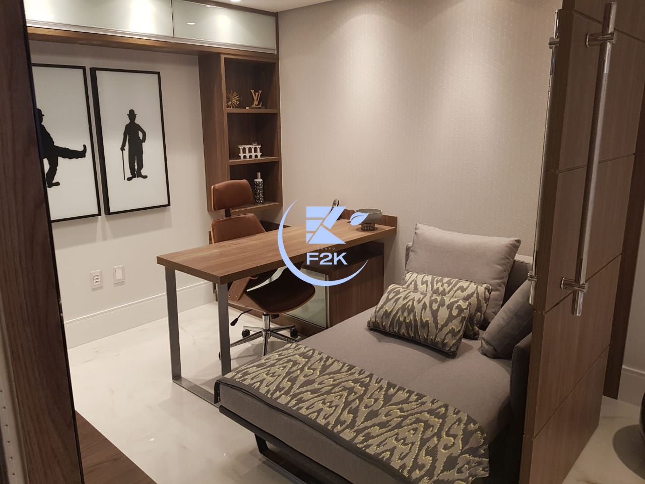 Apartamento à venda com 3 quartos, 217m² - Foto 6