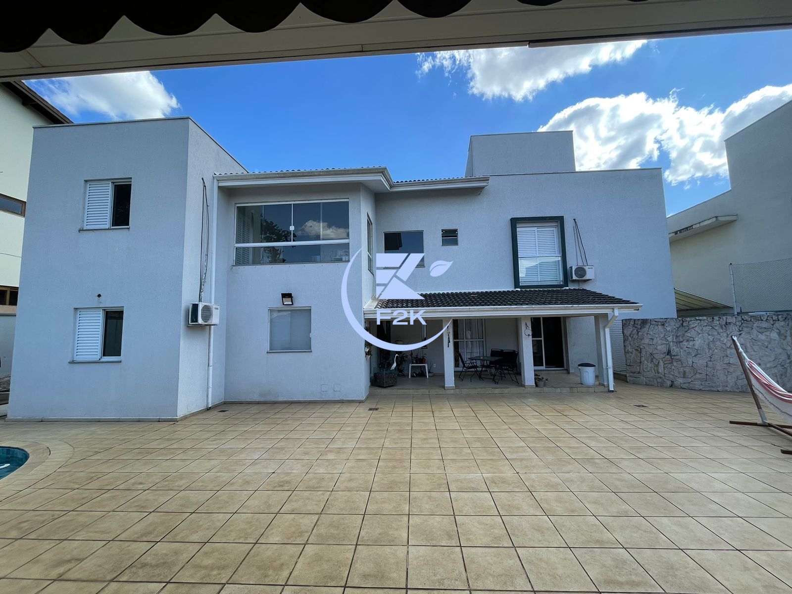 Casa de Condomínio à venda com 4 quartos, 360m² - Foto 50