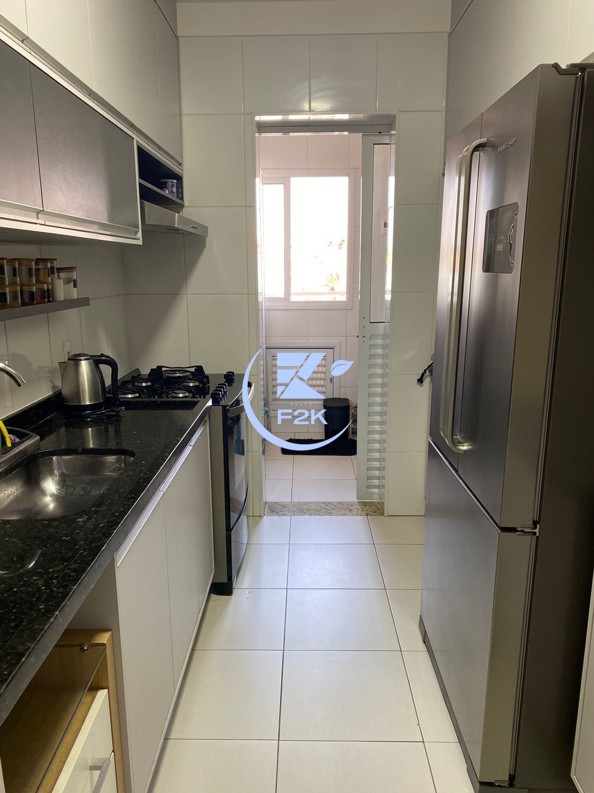 Apartamento à venda com 4 quartos, 116m² - Foto 2