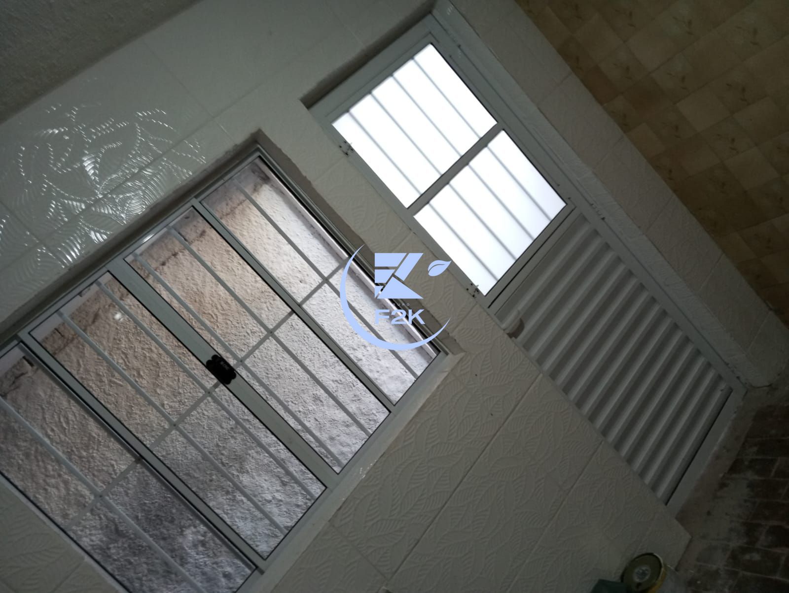 Casa à venda com 2 quartos, 64m² - Foto 6