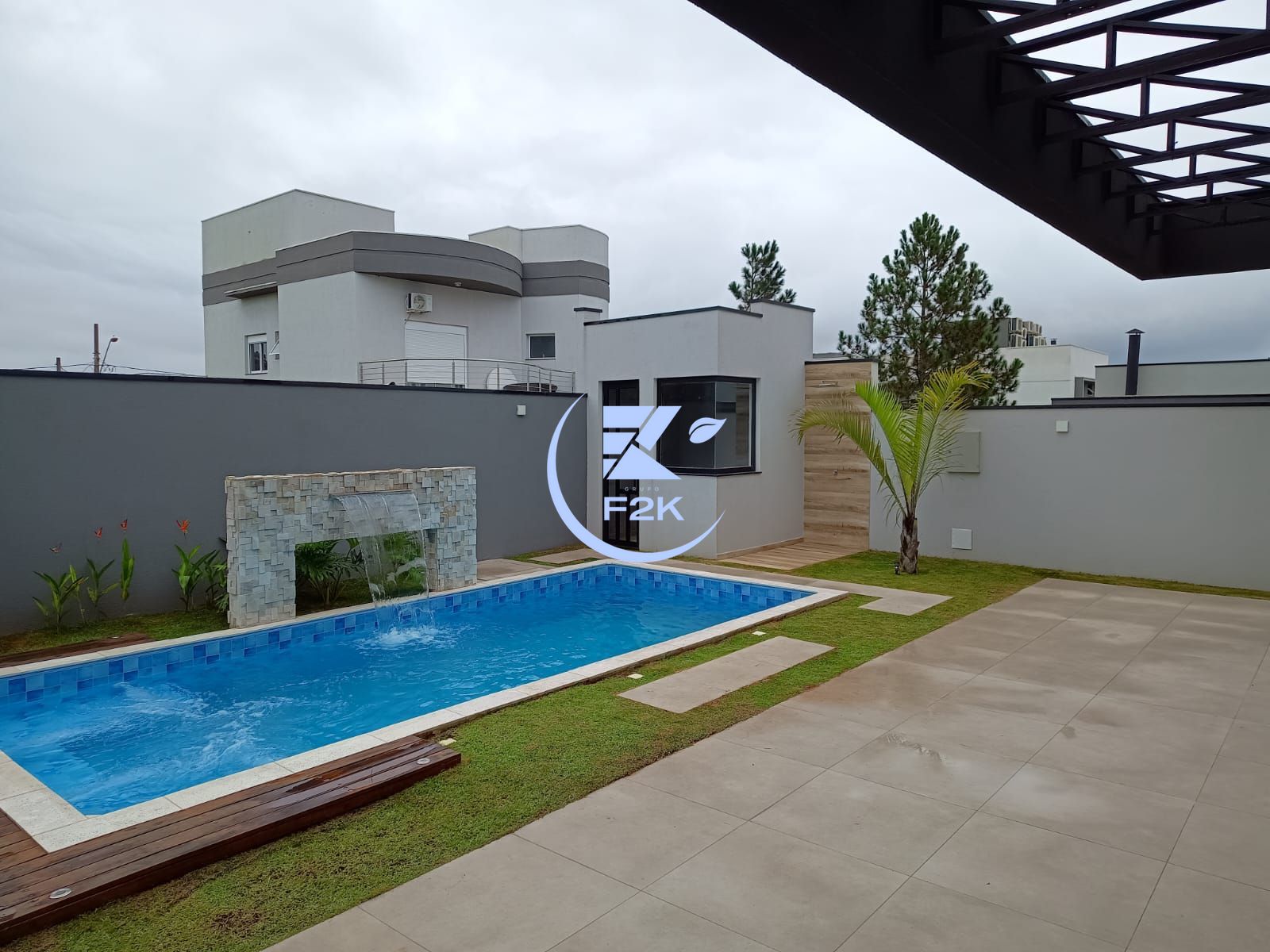 Casa de Condomínio à venda com 3 quartos, 280m² - Foto 5