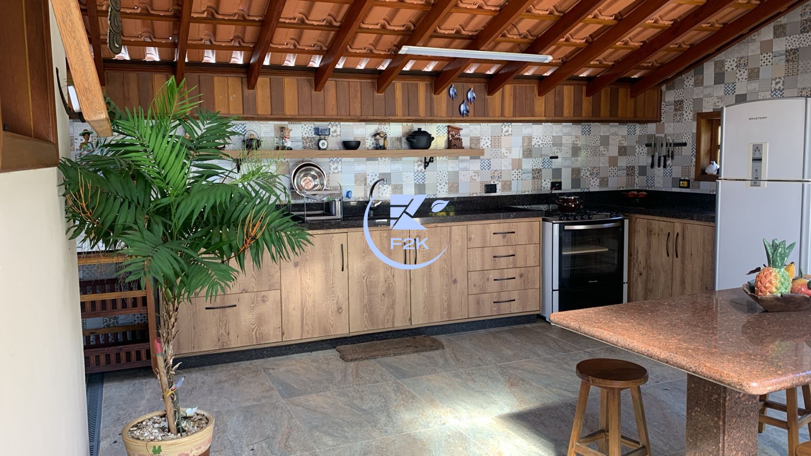 Chácara à venda com 4 quartos, 250m² - Foto 43