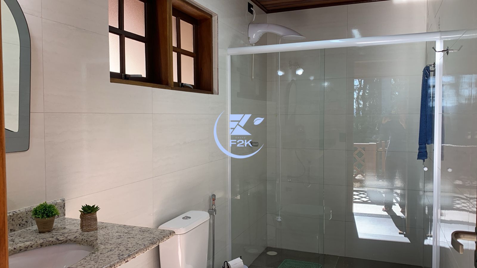 Chácara à venda com 4 quartos, 250m² - Foto 17