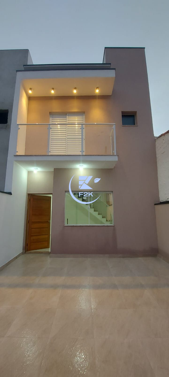 Sobrado à venda com 3 quartos, 104m² - Foto 1