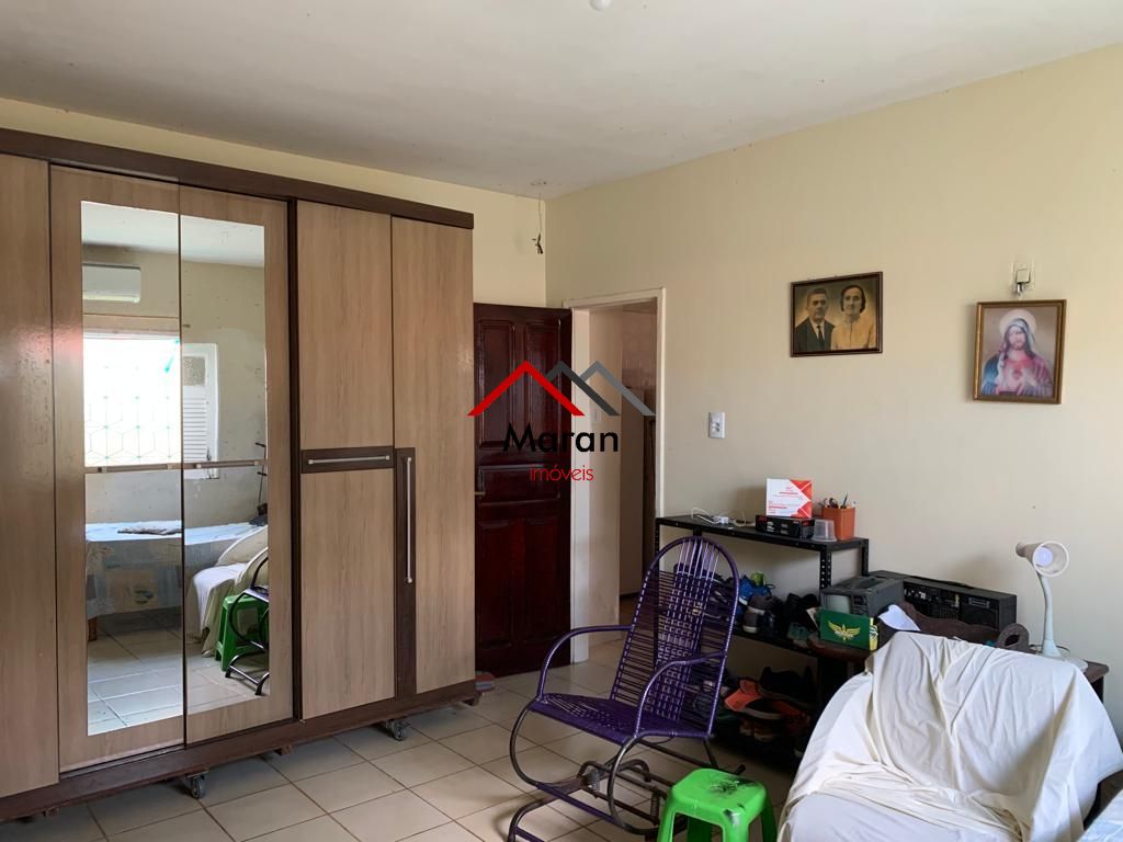 Casa à venda com 4 quartos, 360m² - Foto 8