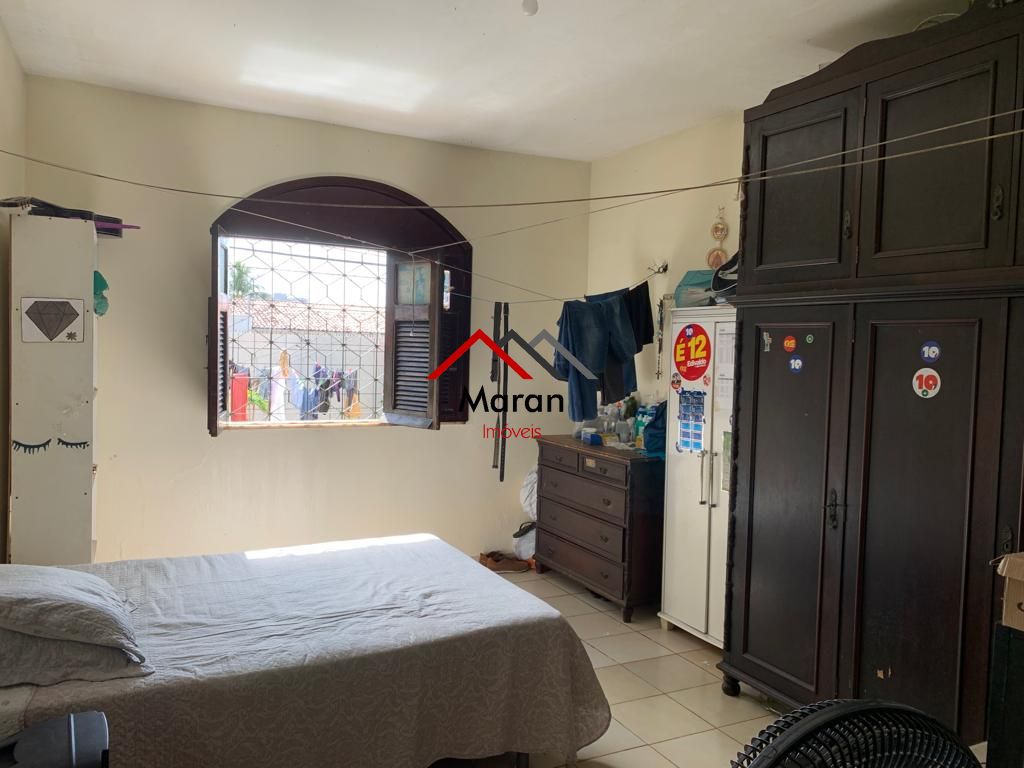 Casa à venda com 4 quartos, 360m² - Foto 14