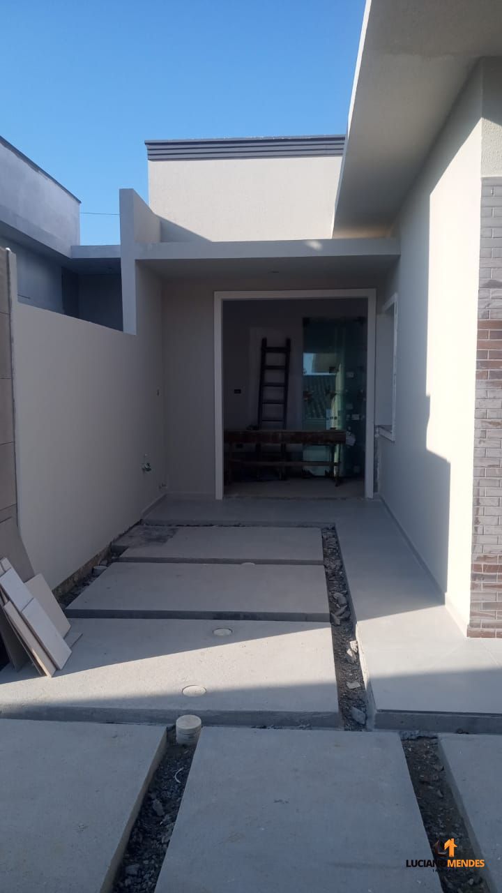 Bela casa geminada em barra velha – a apenas 1.200 metros da