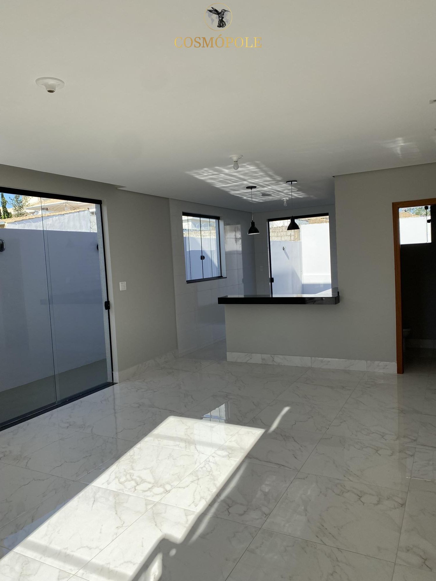 Casa à venda com 3 quartos, 128m² - Foto 3