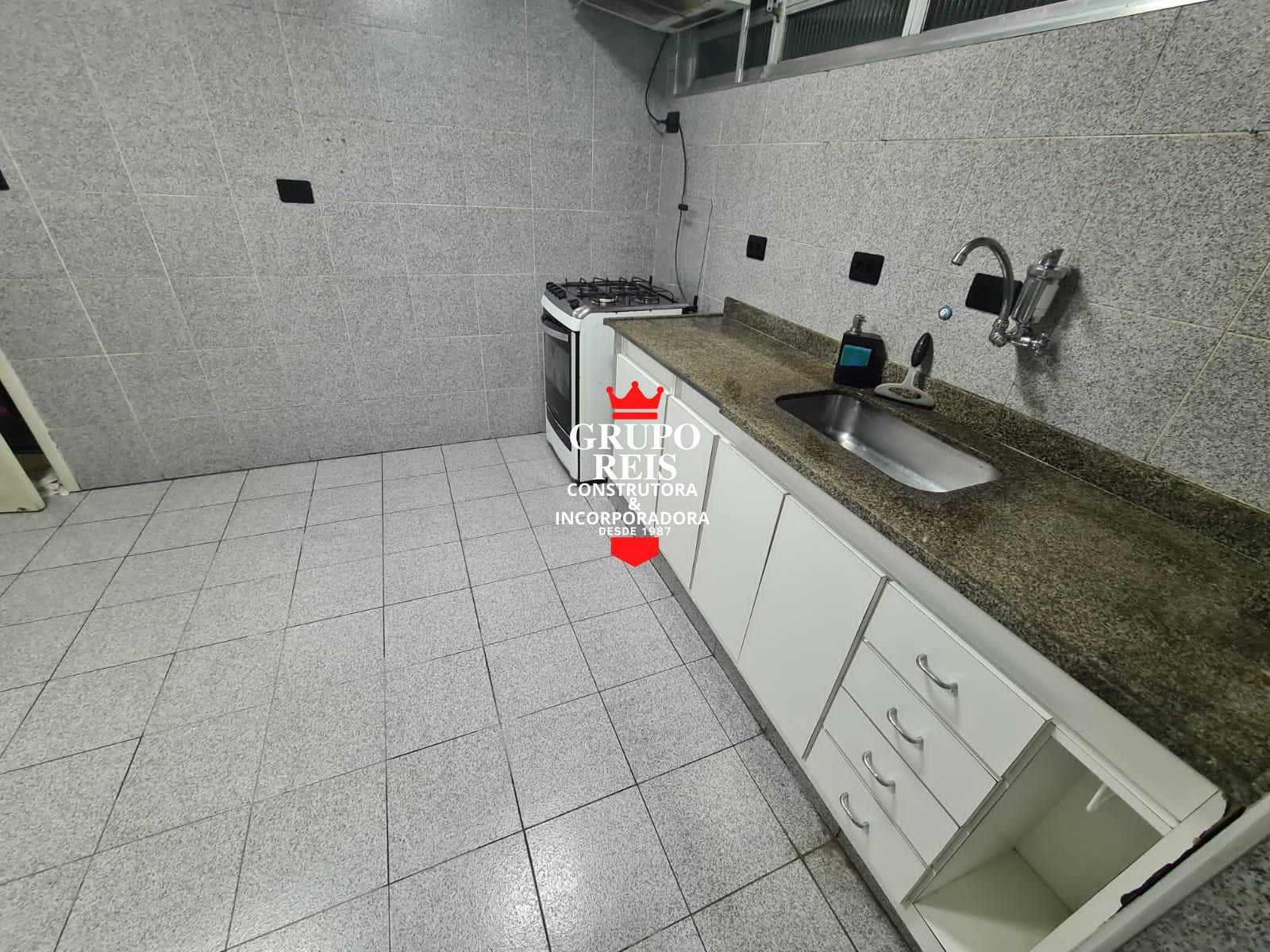 Apartamento à venda com 3 quartos, 74m² - Foto 13