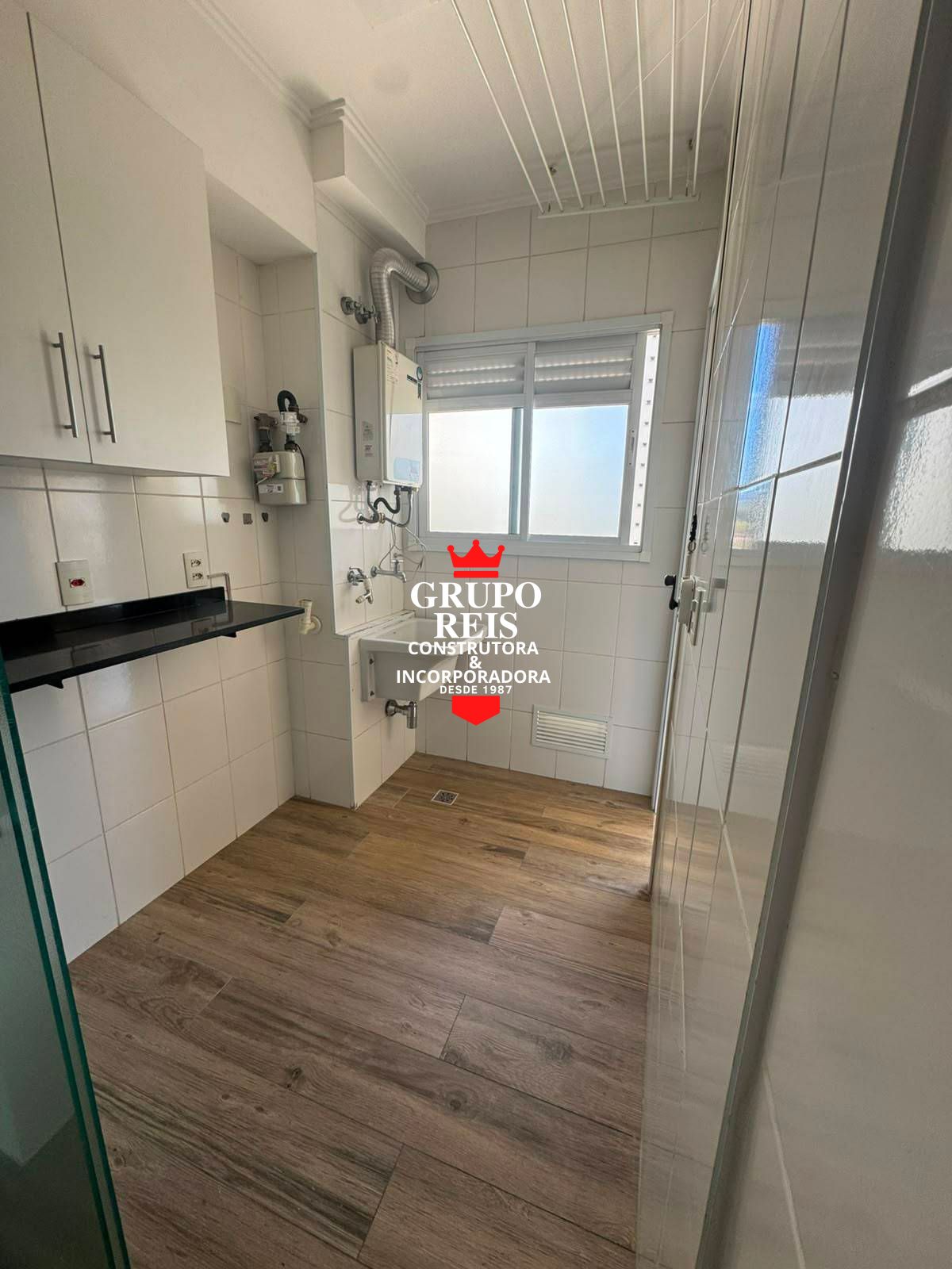 Apartamento com condomínio clube piscina coberta, academia e