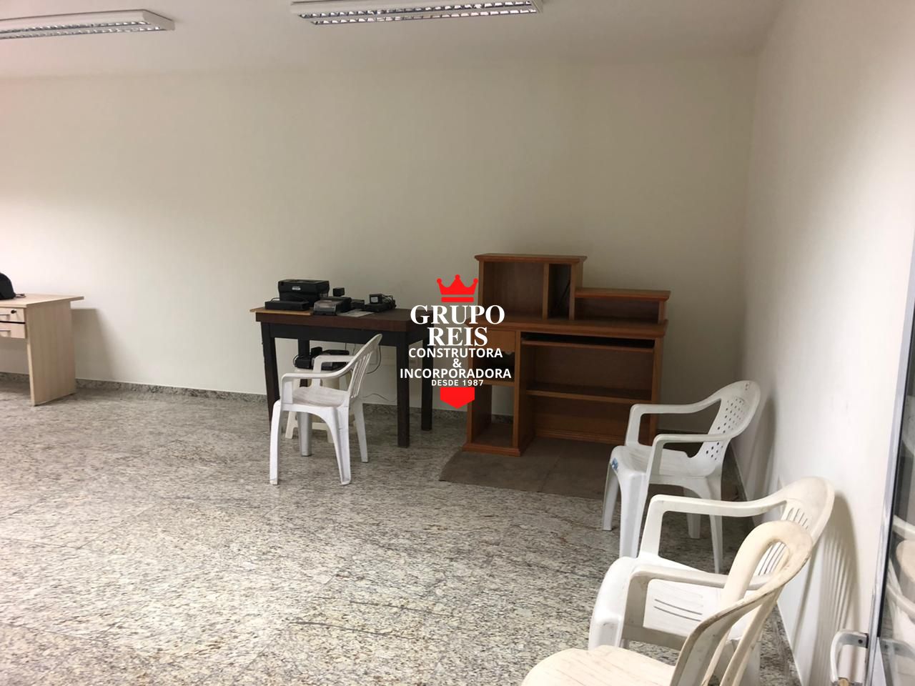 Depósito-Galpão-Armazém à venda com 3 quartos, 250m² - Foto 24