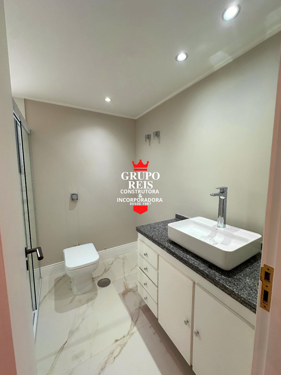Apartamento, 4 quartos, 195 m² - Foto 7