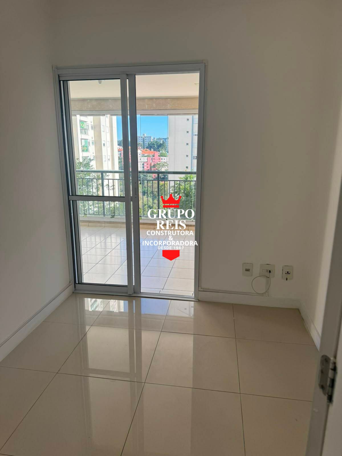 Apartamento com condomínio clube piscina coberta, academia e