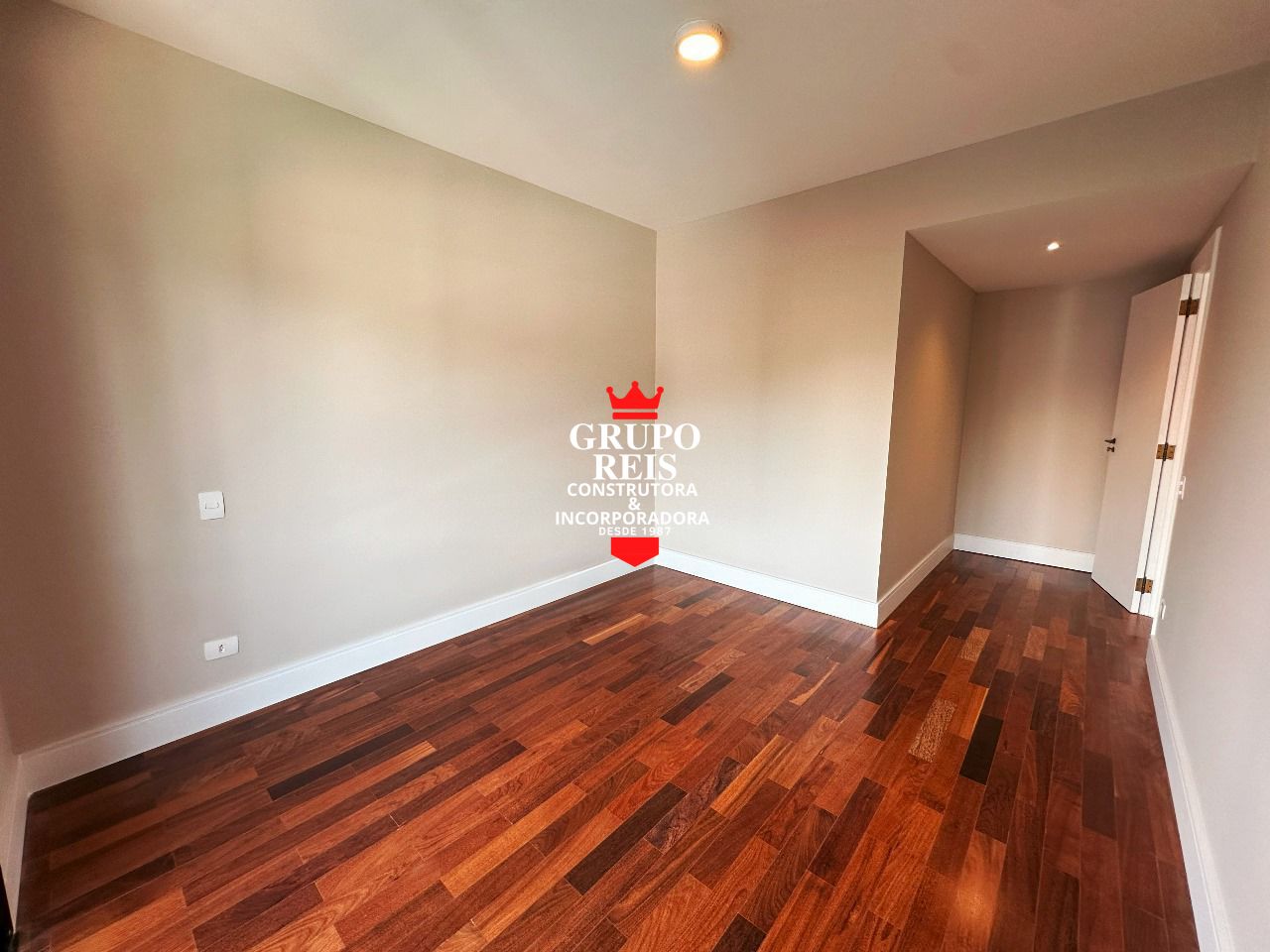 Apartamento, 4 quartos, 195 m² - Foto 5