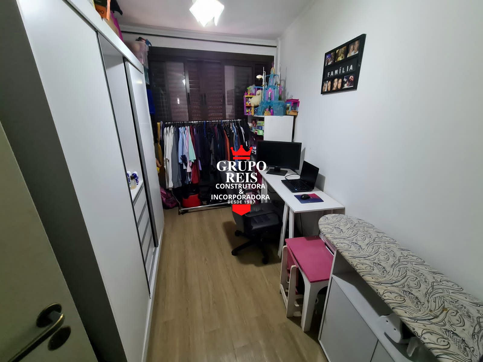 Apartamento à venda com 3 quartos, 74m² - Foto 55