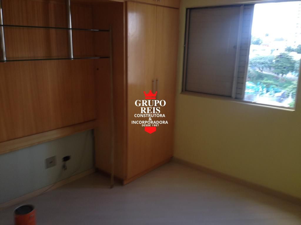 Apartamento à venda com 2 quartos, 55m² - Foto 11