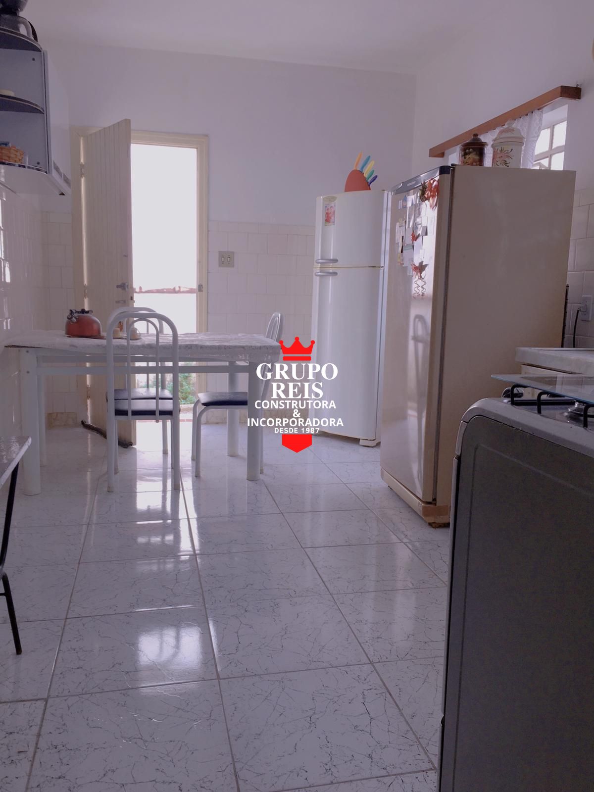 Casa nova, completa e bem localizada na vila albertina – tre