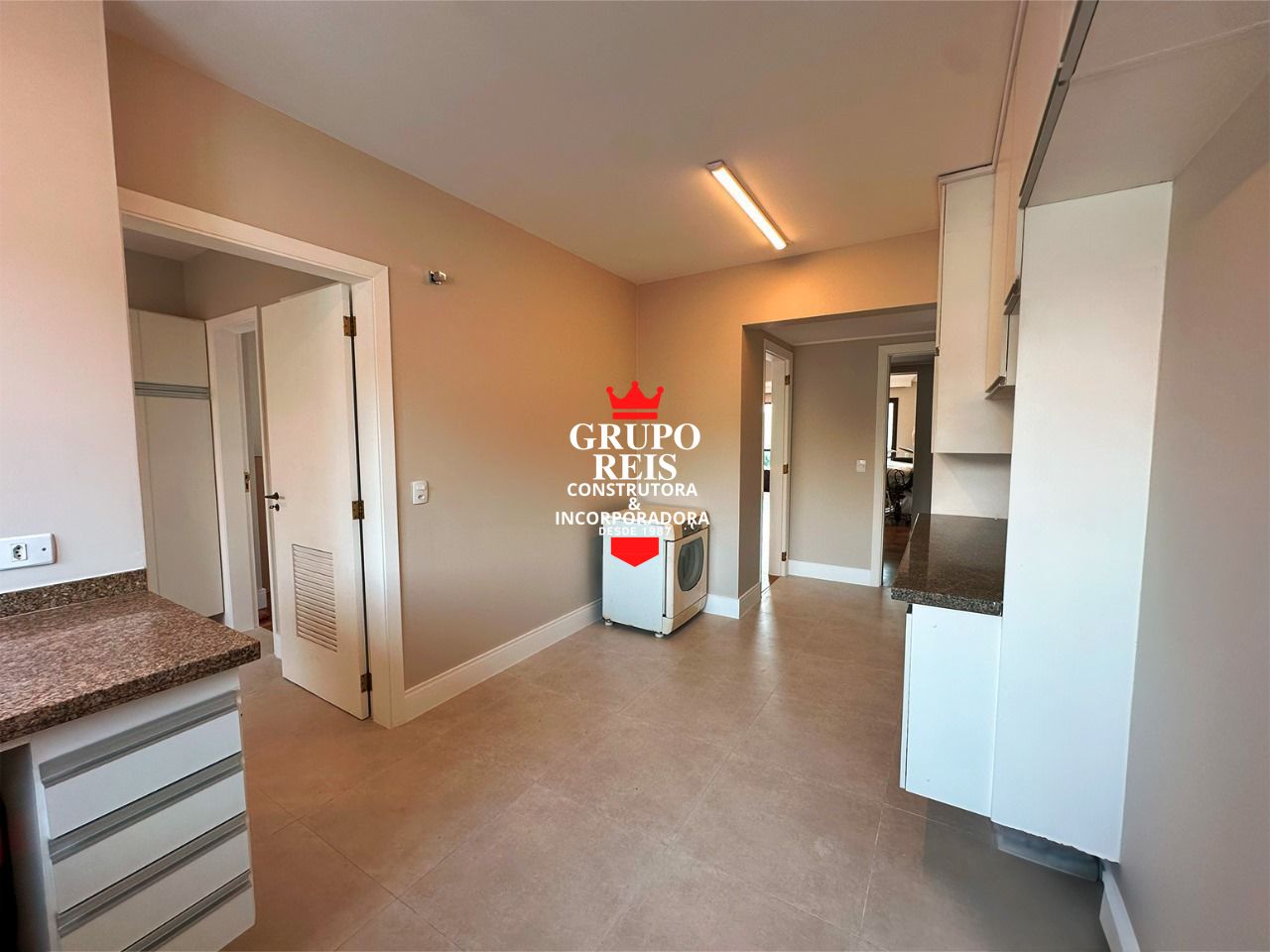 Apartamento, 4 quartos, 195 m² - Foto 3