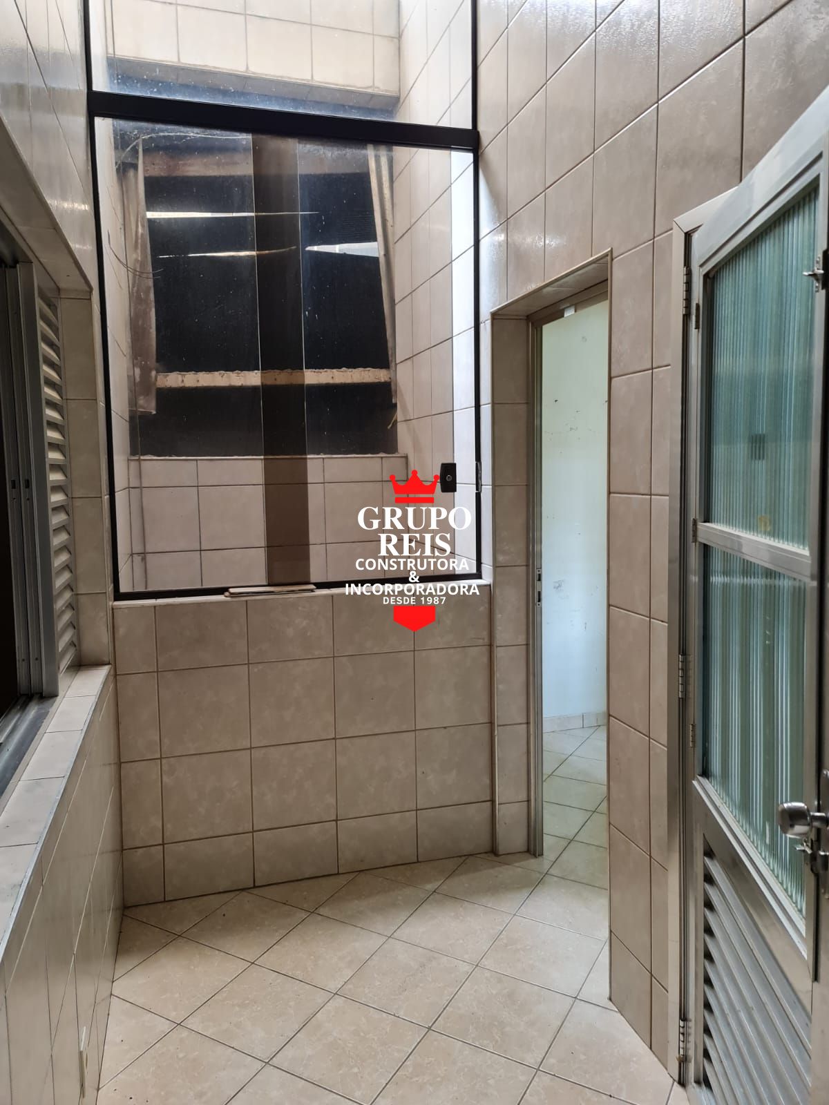 Apartamento para alugar com 1 quarto, 33m² - Foto 15