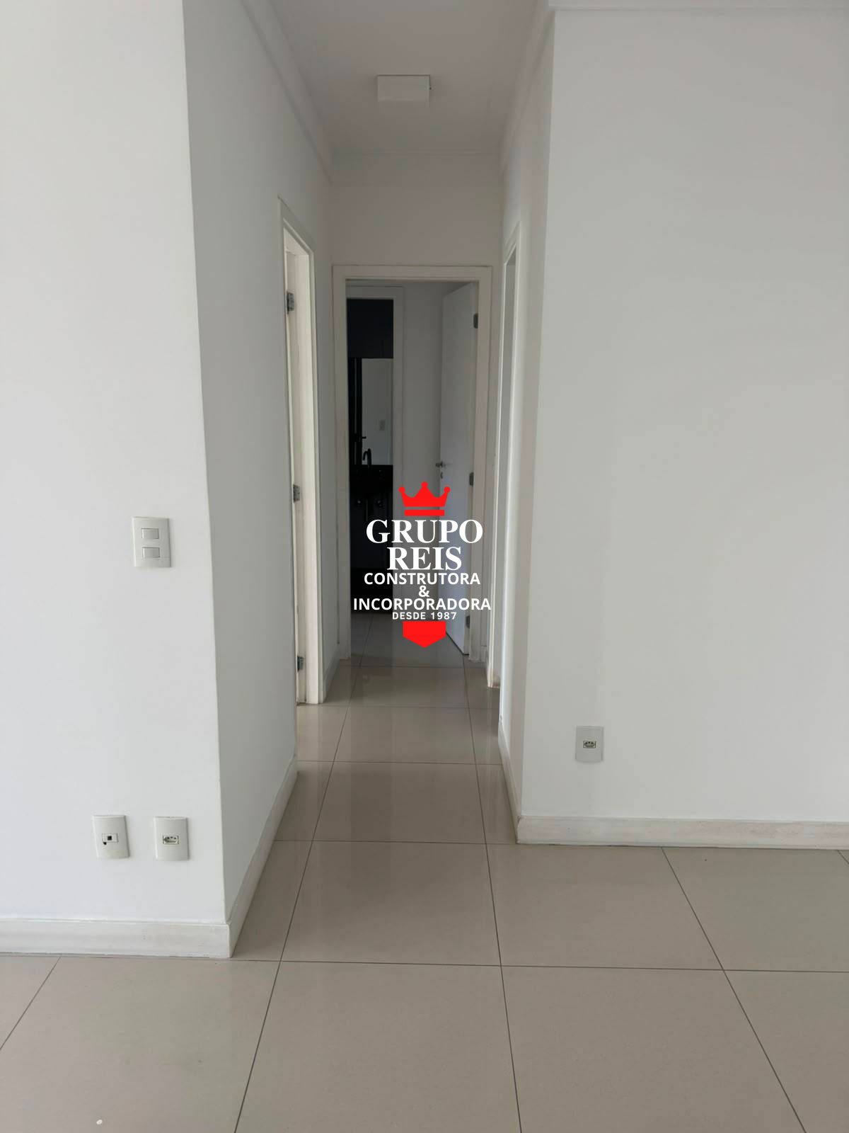 Apartamento com condomínio clube piscina coberta, academia e