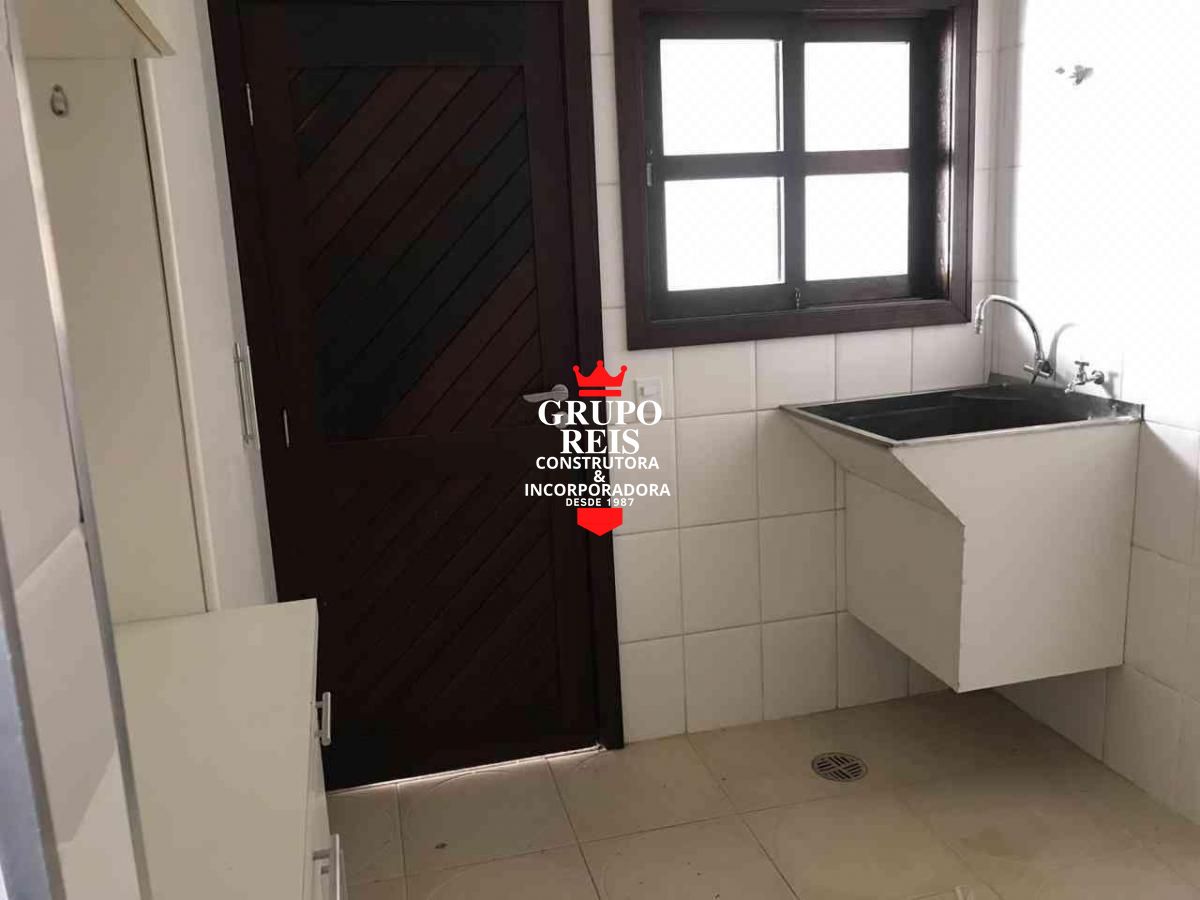 Casa de Condomínio à venda com 5 quartos, 420m² - Foto 11