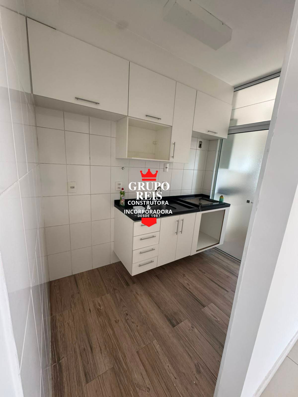 Apartamento com condomínio clube piscina coberta, academia e