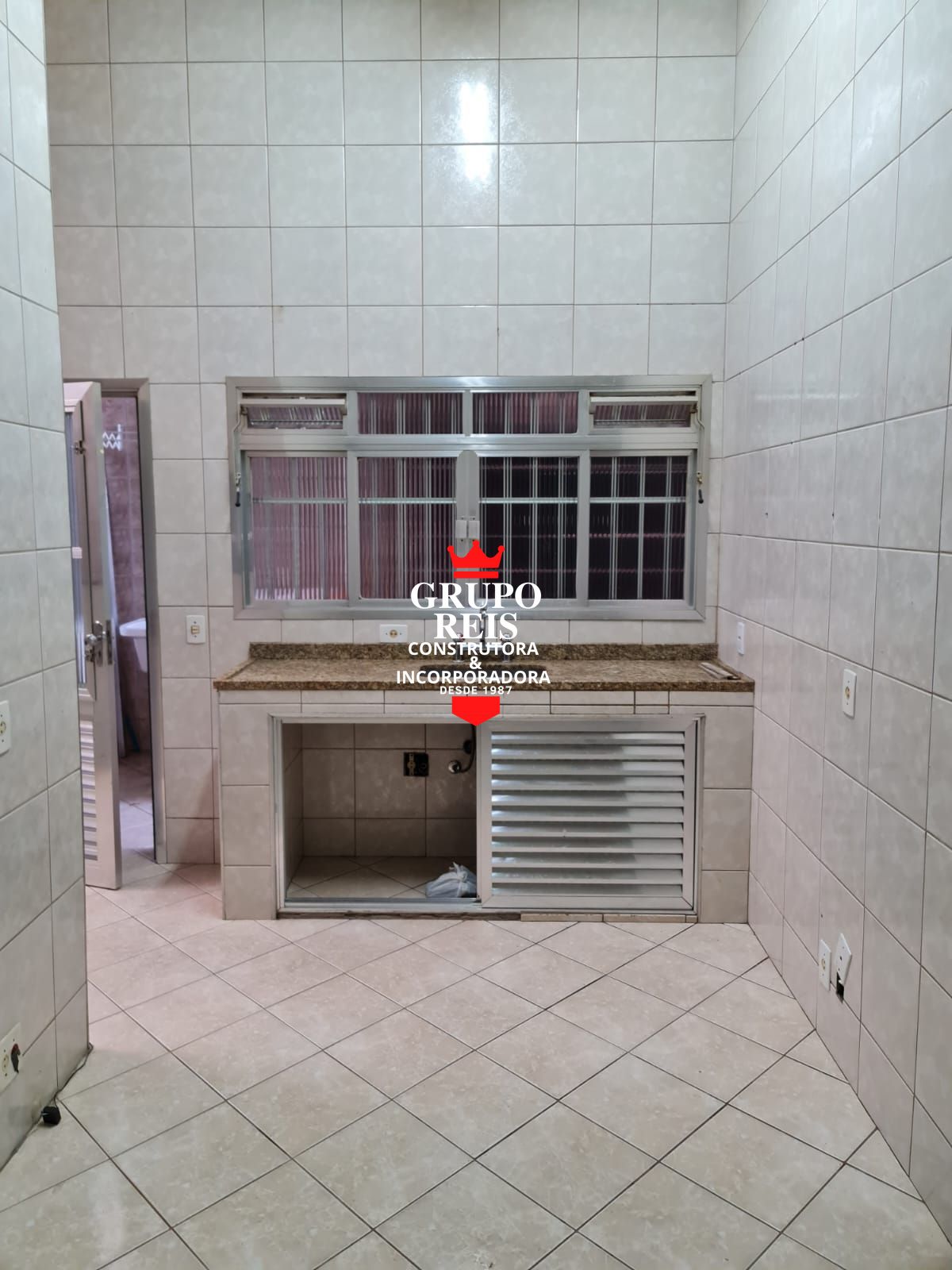 Apartamento para alugar com 1 quarto, 33m² - Foto 11