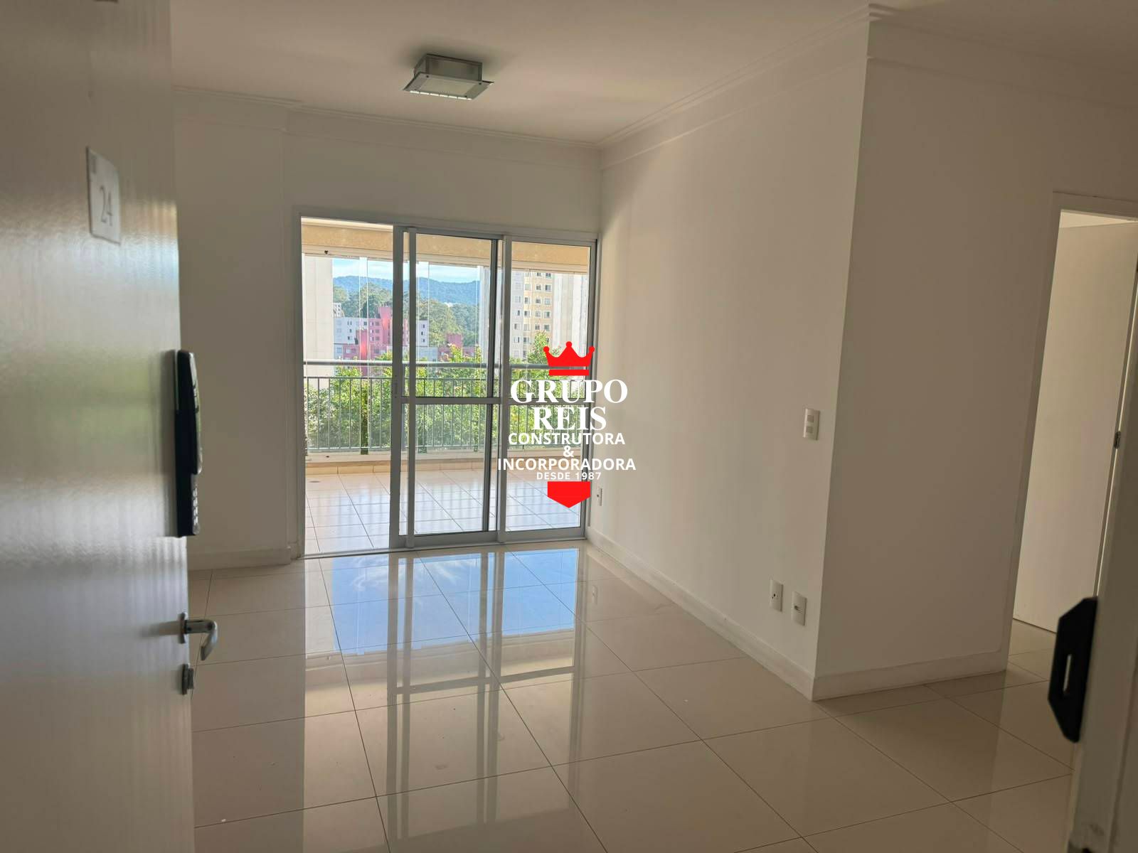 Apartamento com condomínio clube piscina coberta, academia e