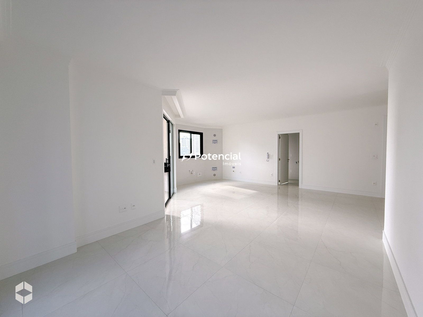 Imagem de Berilo Residence | 3 suítes | Meia Praia - Itapema Imagem de Berilo Residence | 3 suítes | Meia Praia - Itapema