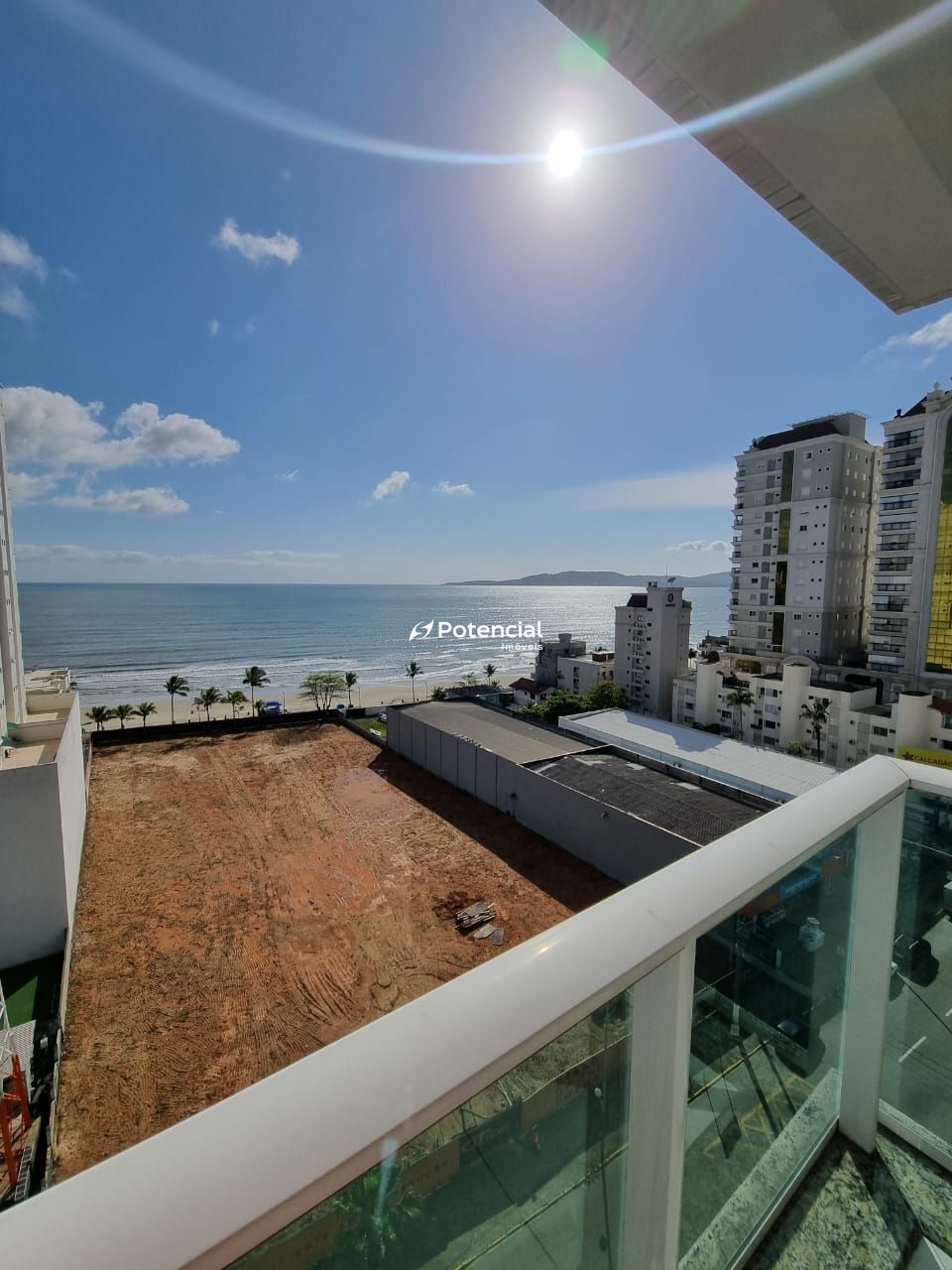 Imagem de Garden Square | 4 Suítes | Meia Praia - Itapema Imagem de Garden Square | 4 Suítes | Meia Praia - Itapema