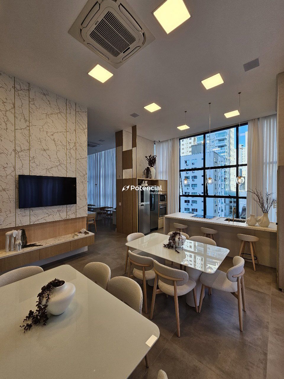 Imagem de Brooklyn Tower | 3 suítes | Meia Praia - Itapema Imagem de Brooklyn Tower | 3 suítes | Meia Praia - Itapema
