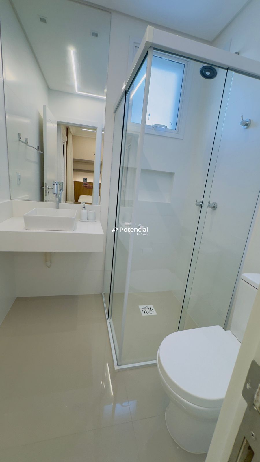 Banheiro Suíte 1 Banheiro Suíte 1