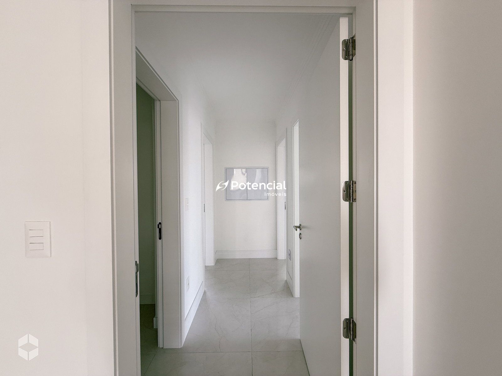 Imagem de Berilo Residence | 3 suítes | Meia Praia - Itapema Imagem de Berilo Residence | 3 suítes | Meia Praia - Itapema