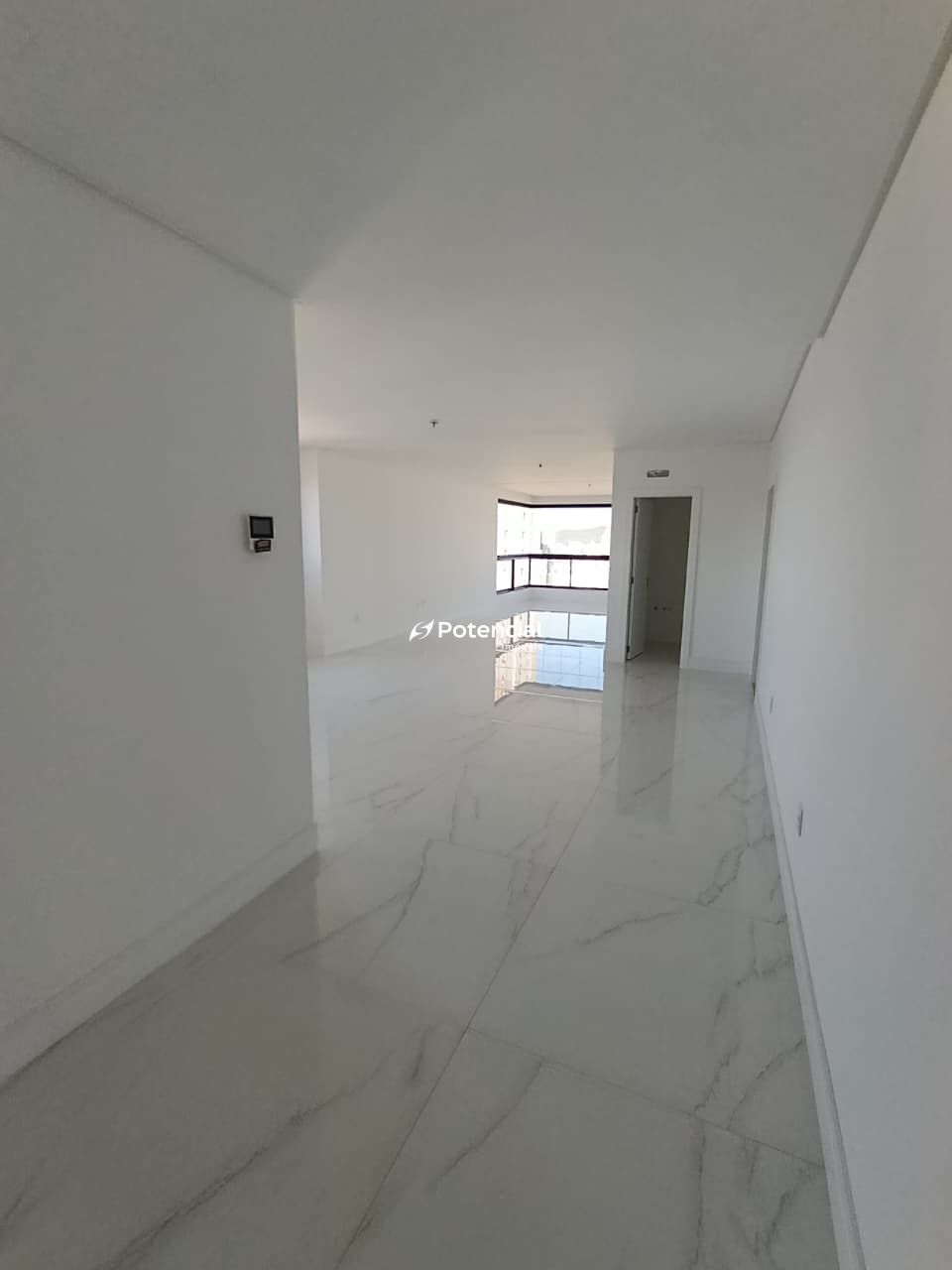 Imagem de Dummond Residence | 4 Suítes l Meia Praia - Itapema Imagem de Dummond Residence | 4 Suítes l Meia Praia - Itapema
