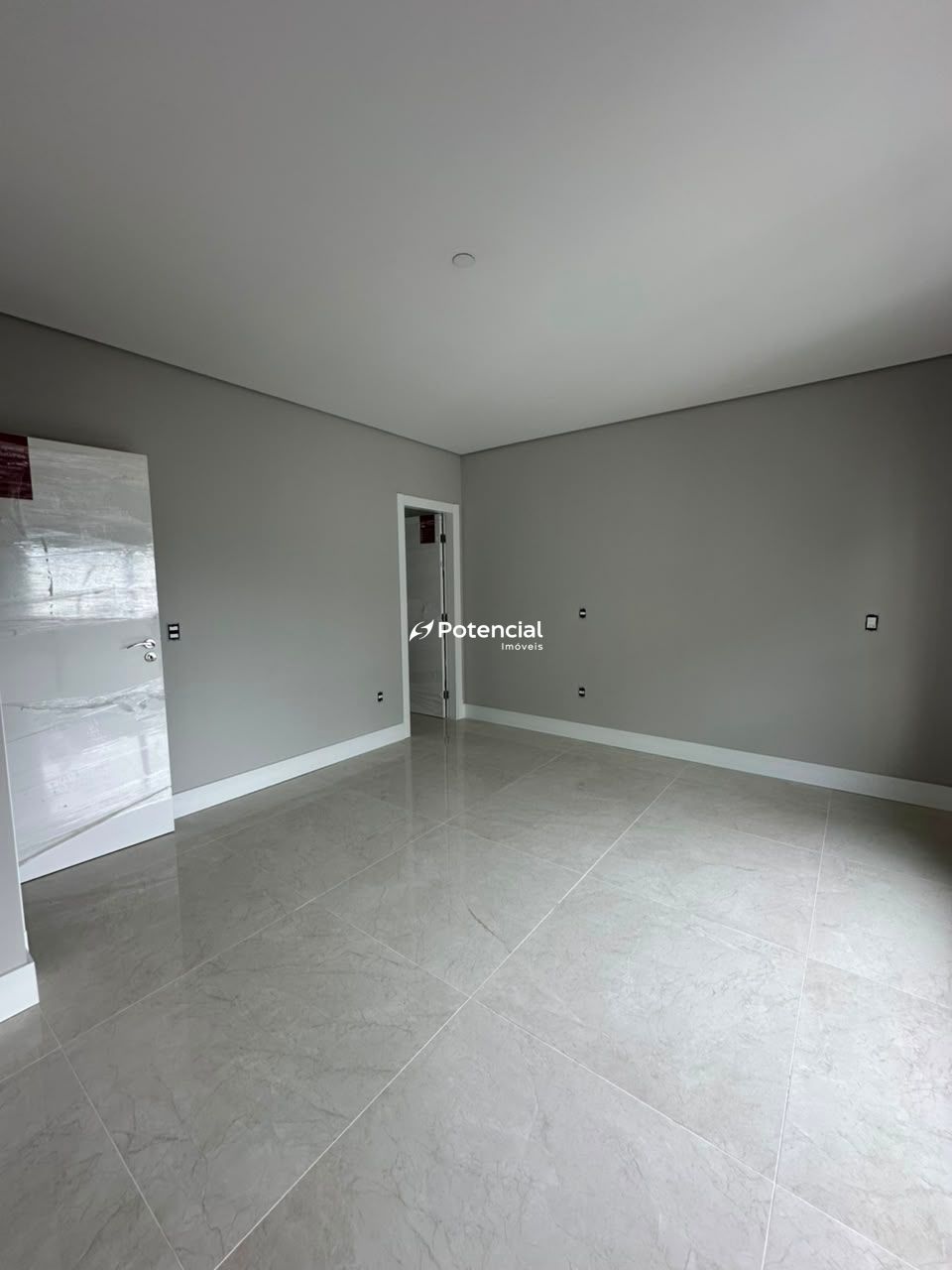 Imagem de Palácio Triunfo | 4 suítes | Meia Praia - Itapema Imagem de Palácio Triunfo | 4 suítes | Meia Praia - Itapema