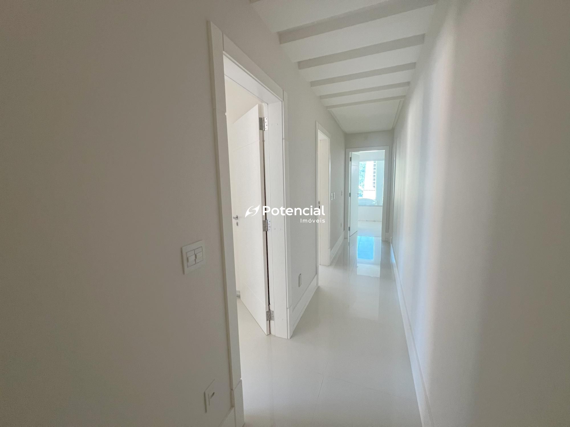 Corredor para as suítes Corredor para as suítes