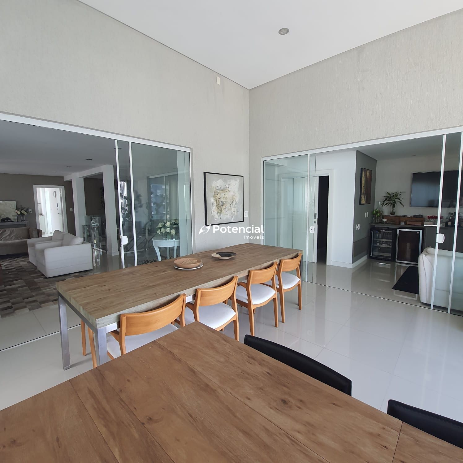 Imagem de COBERTURA DUPLEX NO RESIDENCIAL CANDIDO PORTINARI MEIA PRAIA - ITAPEMA/SC Imagem de COBERTURA DUPLEX NO RESIDENCIAL CANDIDO PORTINARI MEIA PRAIA - ITAPEMA/SC