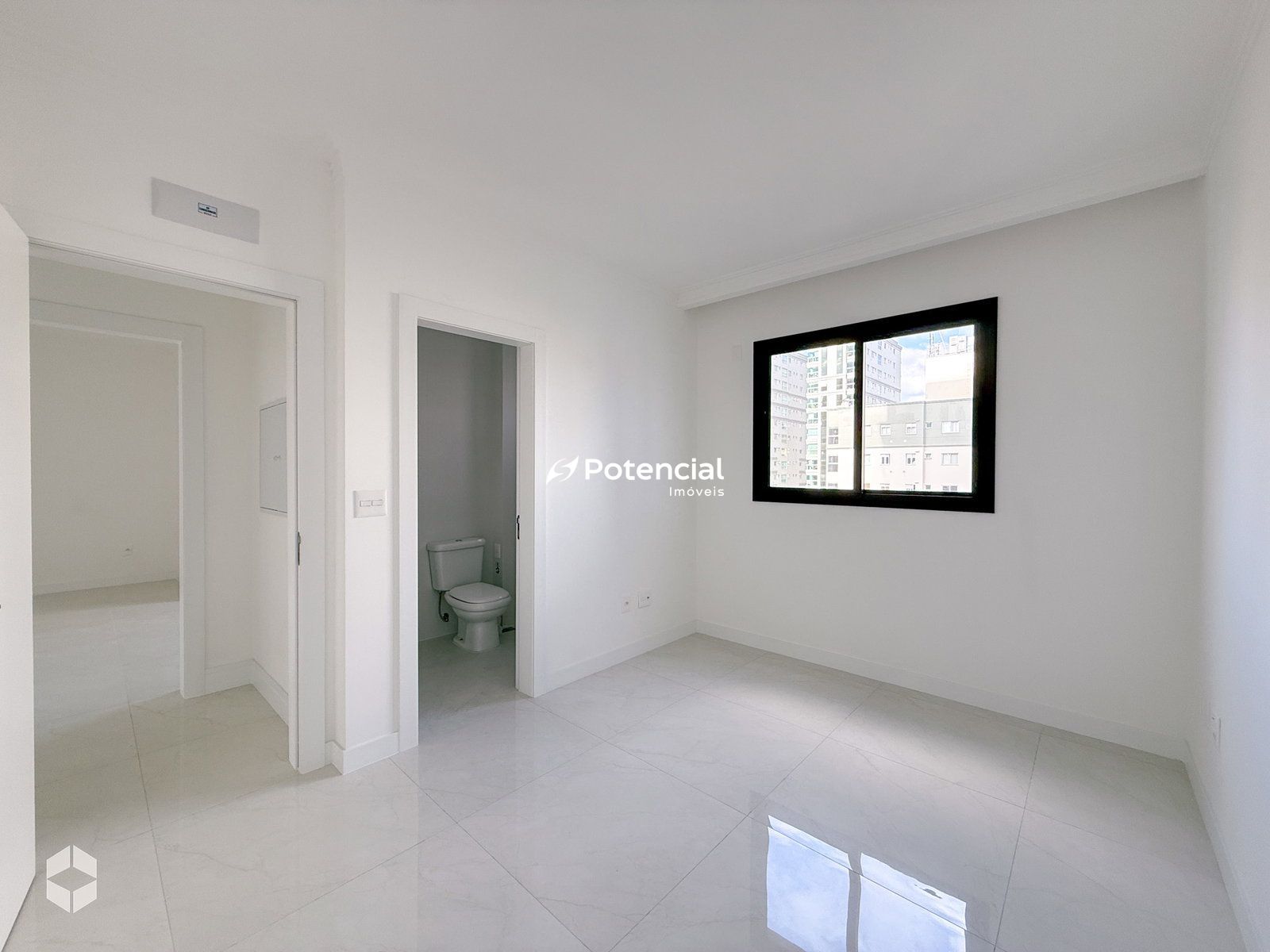 Imagem de Berilo Residence | 3 suítes | Meia Praia - Itapema Imagem de Berilo Residence | 3 suítes | Meia Praia - Itapema