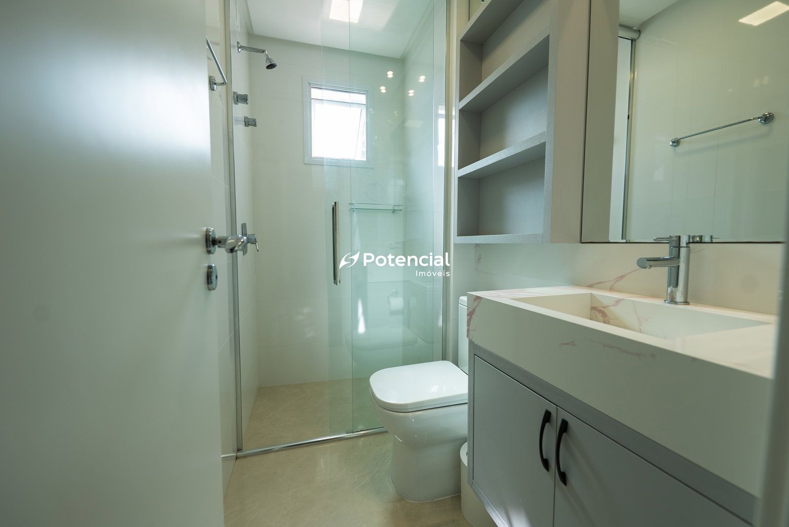 Imagem de Magnum Home | 4 suítes | Meia Praia - Itapema Imagem de Magnum Home | 4 suítes | Meia Praia - Itapema