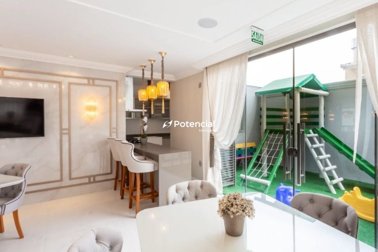 Salão de festas com acesso ao playground infantil externo l Le Blanc Residence