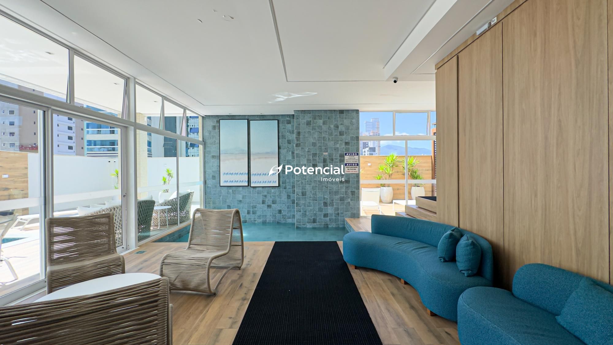 Volo lazer piscina interna aquecida Volo lazer piscina interna aquecida