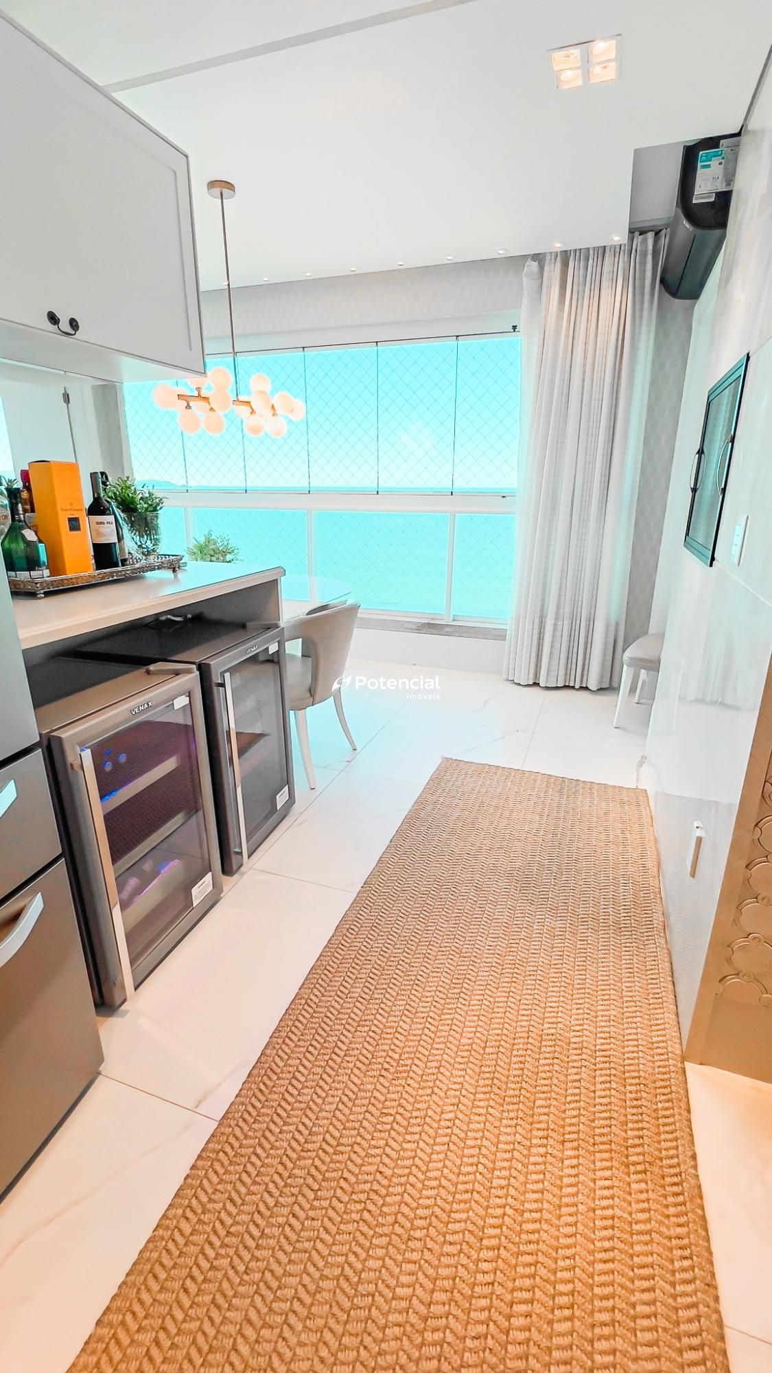 Imagem de Ed. Vogue | Apartamento 04 suítes - Meia Praia, Itapema Imagem de Ed. Vogue | Apartamento 04 suítes - Meia Praia, Itapema