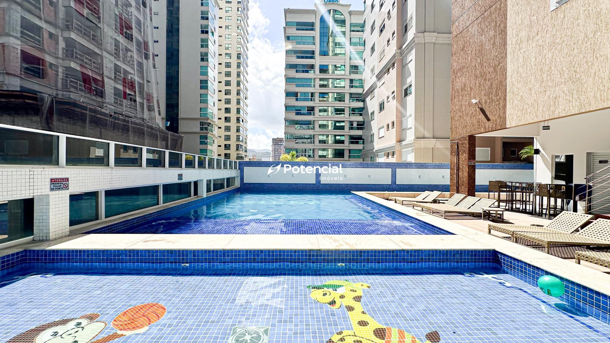 Piscina Adulta e Infantil Piscina Adulta e Infantil