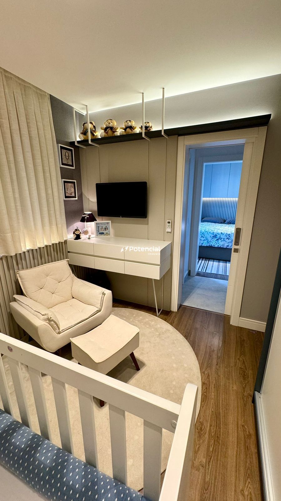 Poltrona de descanso no dormitório infantil | Empreendimento Paradiso Residence