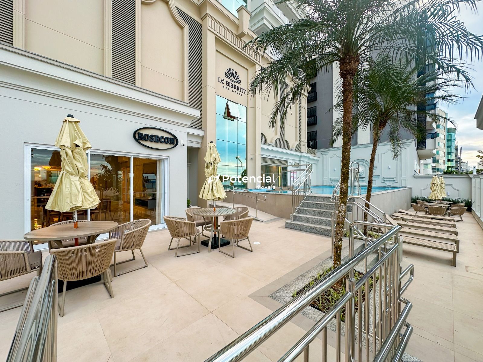 Imagem de Le Biarritz | 3 suítes | Estilo Showroon Imagem de Le Biarritz | 3 suítes | Estilo Showroon