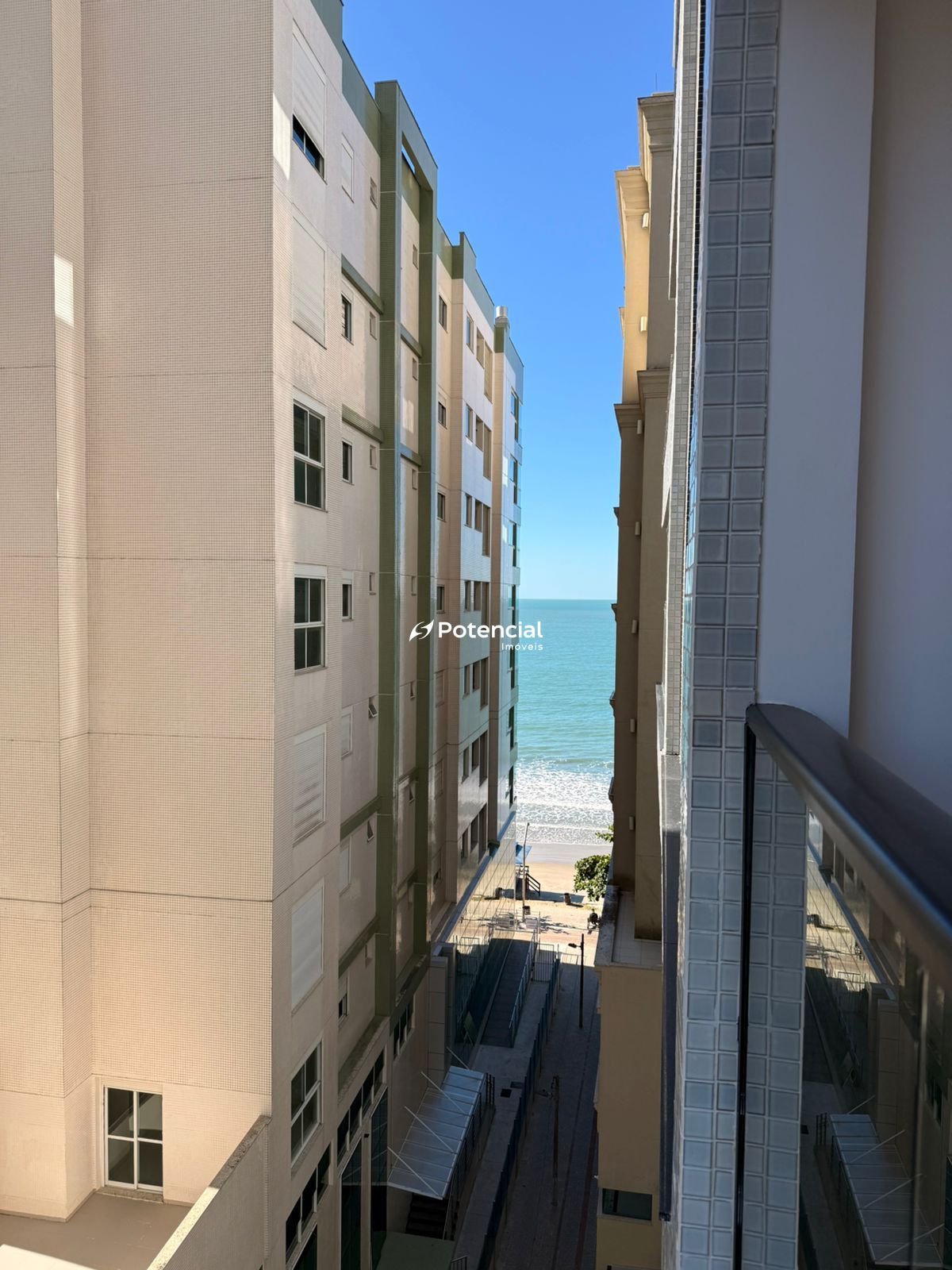 Imagem de Horizon Palace | 3 suítes | Meia Praia - Itapema Imagem de Horizon Palace | 3 suítes | Meia Praia - Itapema