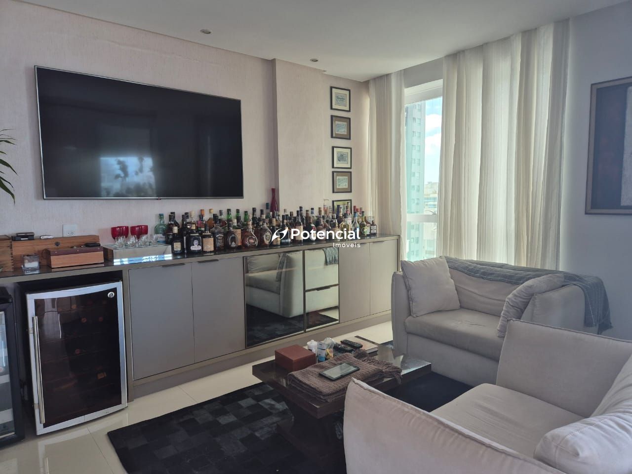 Imagem de COBERTURA DUPLEX NO RESIDENCIAL CANDIDO PORTINARI MEIA PRAIA - ITAPEMA/SC Imagem de COBERTURA DUPLEX NO RESIDENCIAL CANDIDO PORTINARI MEIA PRAIA - ITAPEMA/SC