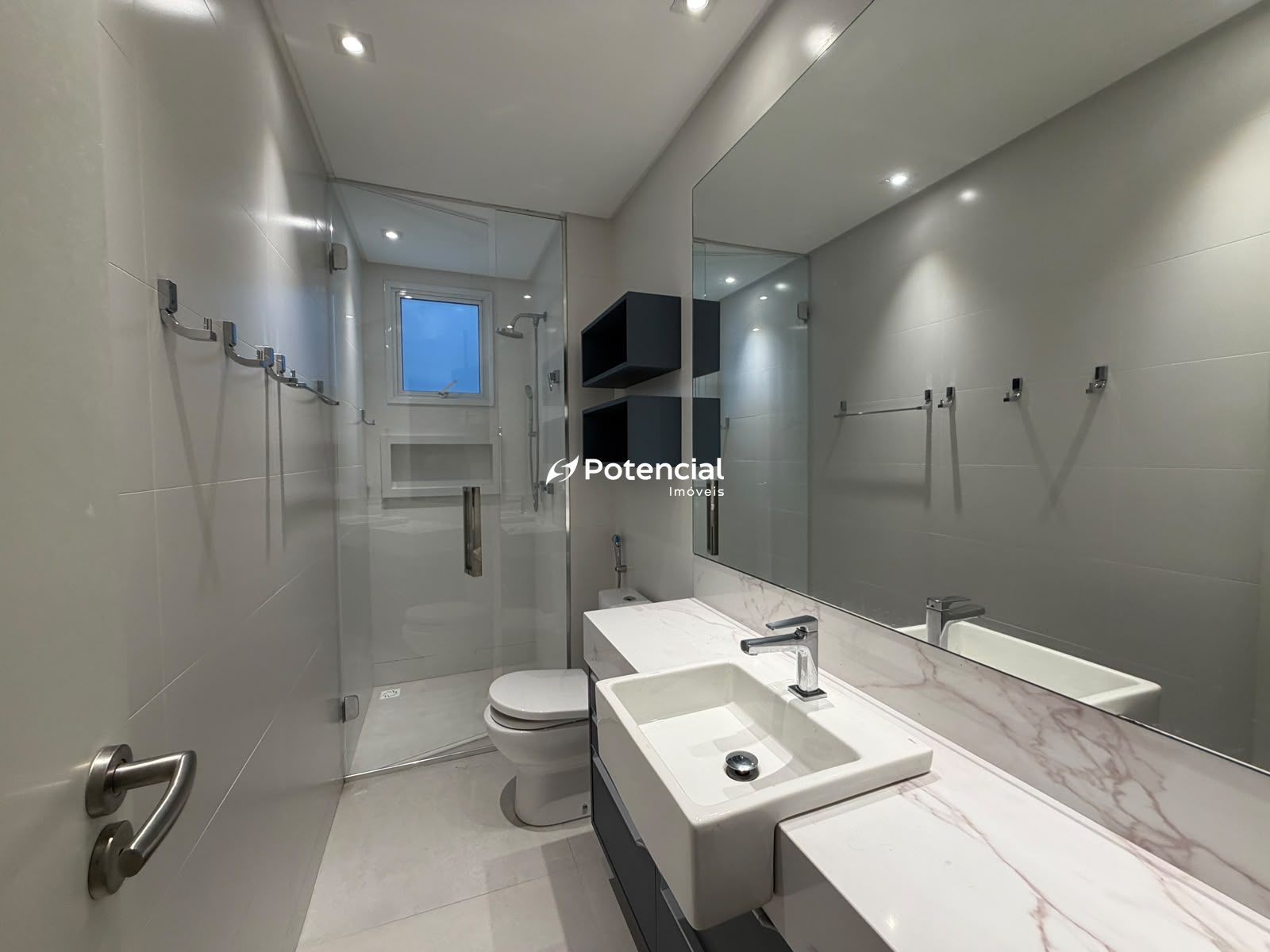 Imagem de Res. Baden Baden | 3 suítes | Balneário Perequê - Porto Belo Imagem de Res. Baden Baden | 3 suítes | Balneário Perequê - Porto Belo
