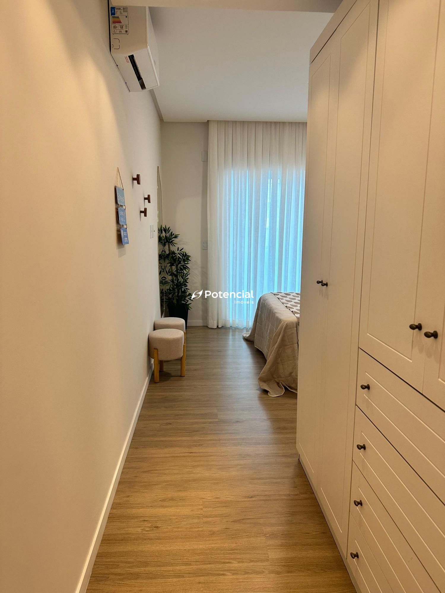 Imagem de Edifício Saint Michel l 03 Suítes | Meia Praia - Itapema Imagem de Edifício Saint Michel l 03 Suítes | Meia Praia - Itapema