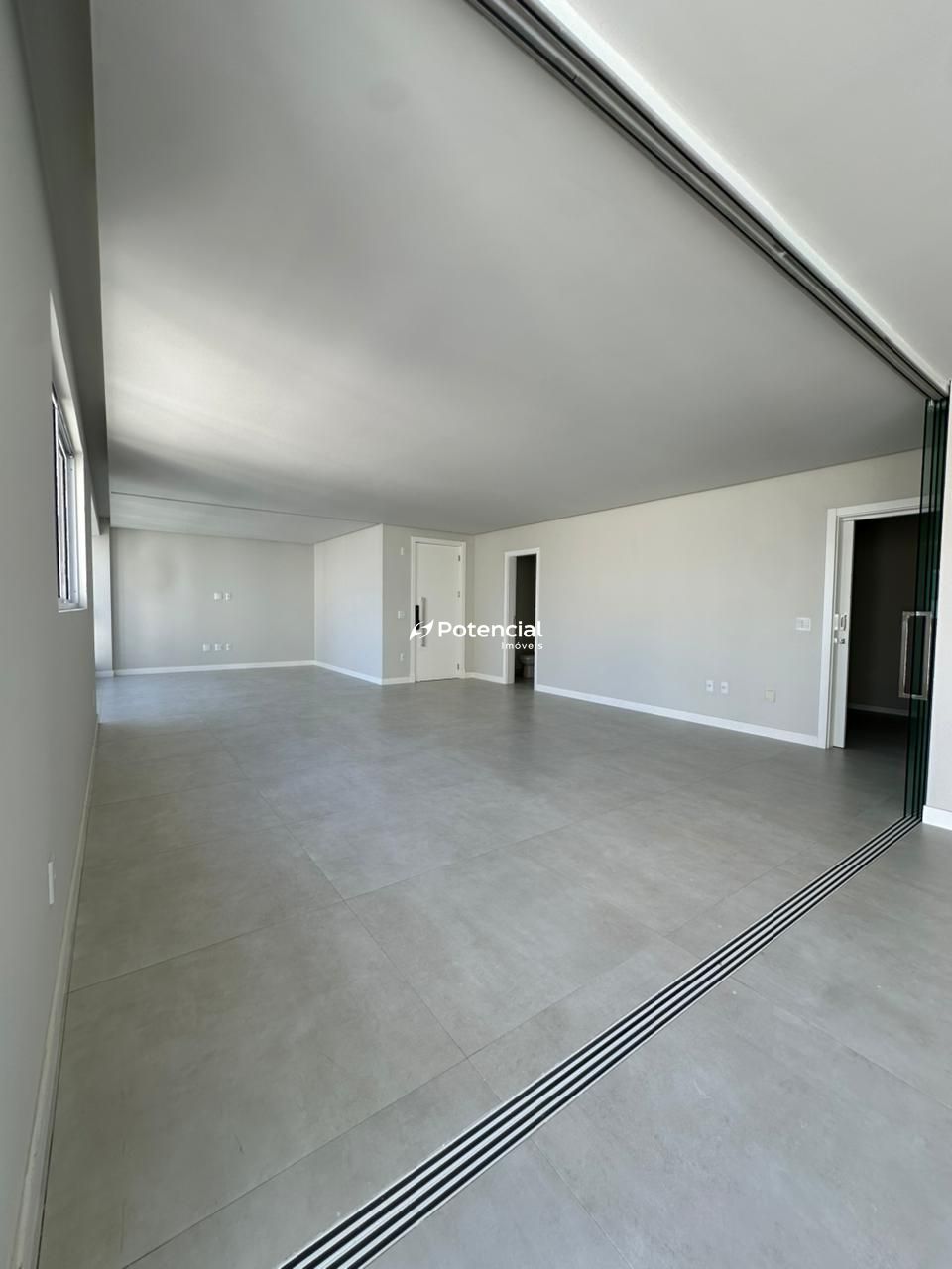 Imagem de Place Vendome | 04 Suítes | Meia Praia - Itapema Imagem de Place Vendome | 04 Suítes | Meia Praia - Itapema